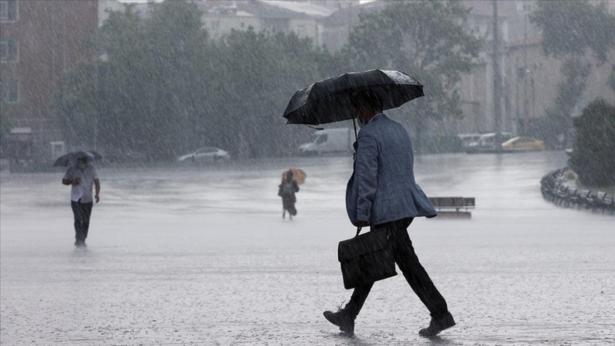 İstanbul’da sıcaklıklar 5 derece birden düşecek: Meteoroloji gün gün paylaştı